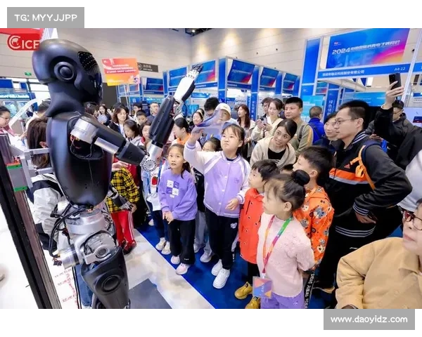 《全面解析TomTom智能导航技术的创新应用与未来发展趋势》 《全面解析TomTom智能导航技术的创新应用与未来发展趋势》